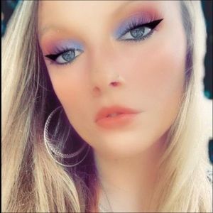 Meet your Posher, Britt